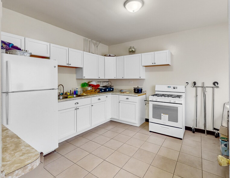 More Photos Of 4100 Maple Ave, Richton Park, Richton Park Specialty For Sale