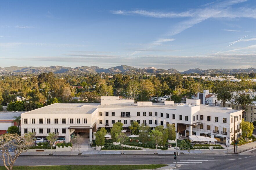Primary Photo Of 11911 San Vicente Blvd, Los Angeles Office For Lease