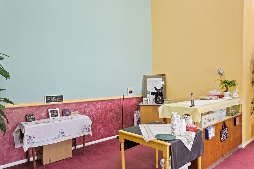 More Photos Of 3601 E Moody Blvd, Bunnell Religious Facility For Sale