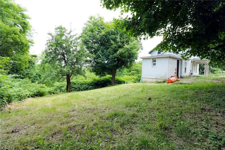 More Photos Of 145 Main St, Wintersville Land For Sale
