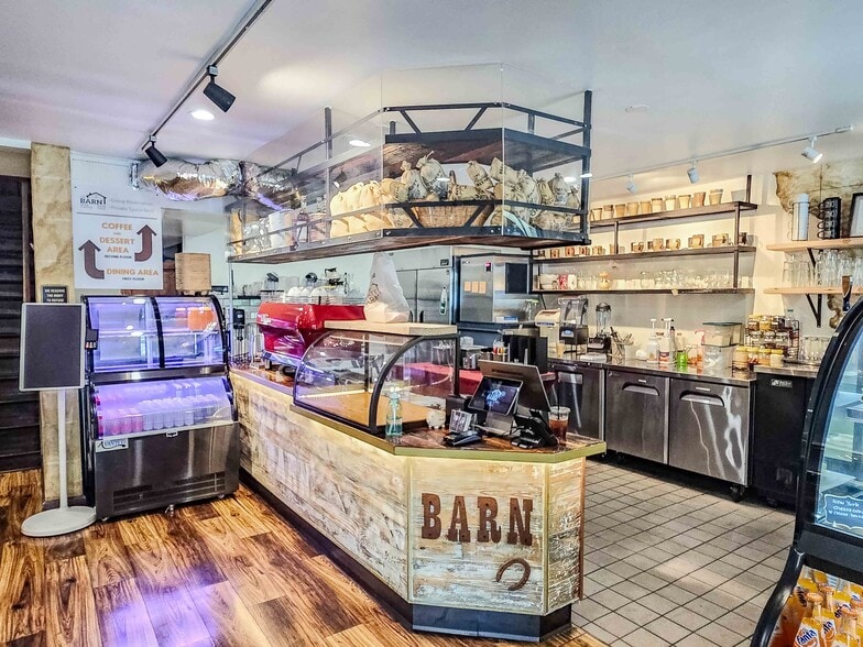 More Photos Of 228 S Oxford Ave, Los Angeles Restaurant For Sale