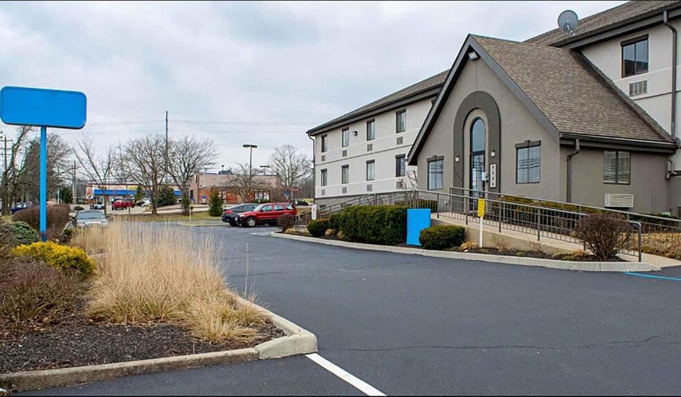 More Photos Of 11645 Chesterdale Rd, Cincinnati Hotel For Sale
