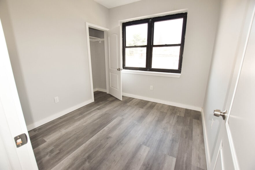 More Photos Of 868 Post Ave, Staten Island Storefront Retail Residential For Sale