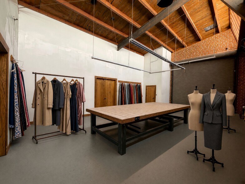 More Photos Of 5221 Pacific Blvd, Huntington Park Warehouse For Lease