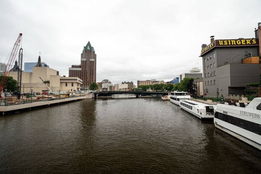 More Photos Of 144 E Juneau Ave, Milwaukee Storefront For Sale