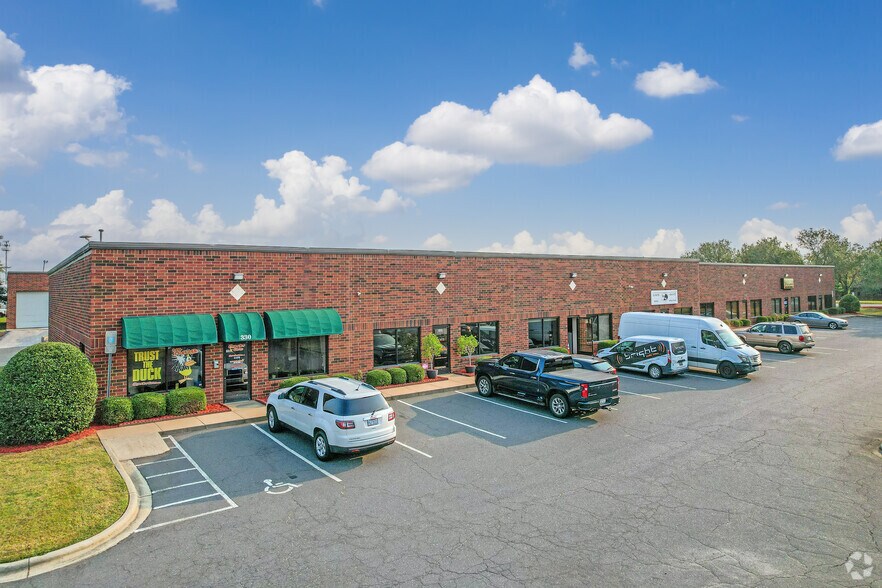 Primary Photo Of 330-344 Springhill Farm Rd, Fort Mill Light Distribution For Sale