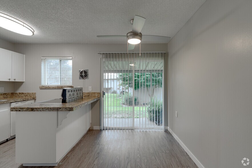 More Photos Of 9550 SW Washington Dr, Portland Apartments For Sale
