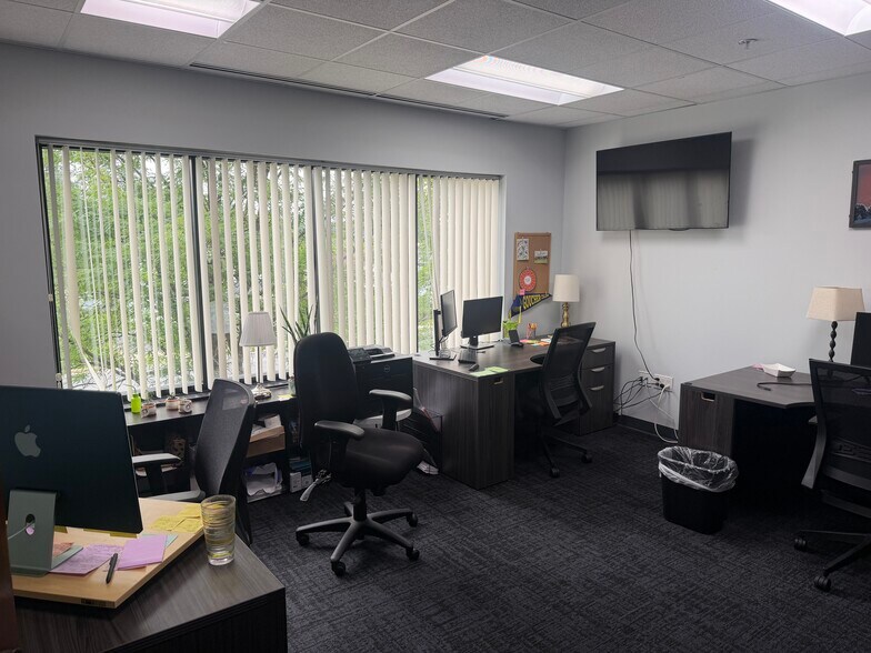 More Photos Of 501 Fairmount Ave, Towson Office For Lease