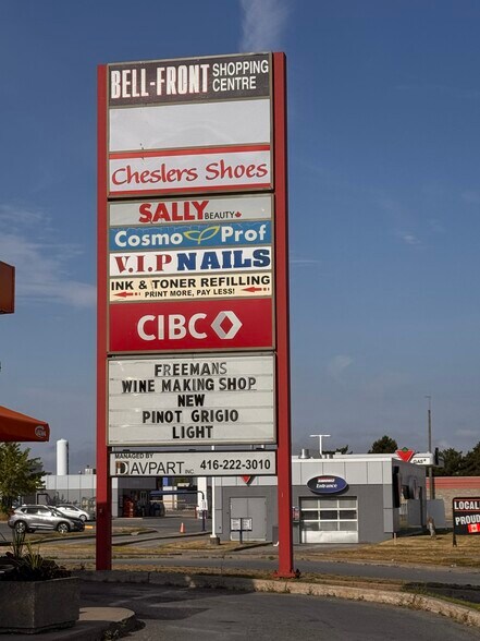 More Photos Of 366 N Front St, Belleville Storefront For Lease