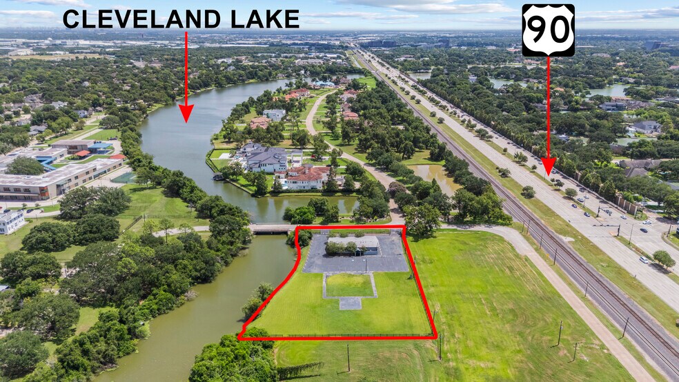 More Photos Of 121 Wood St, Sugar Land Religious Facility For Sale