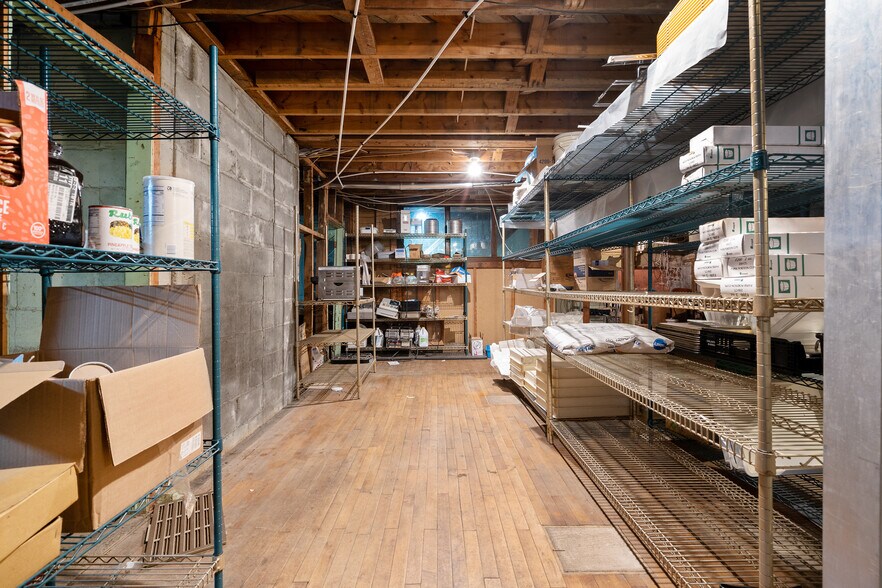 More Photos Of 13 Park Ave, Hadley Restaurant For Sale