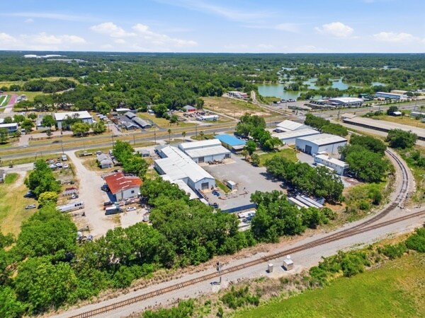 More Photos Of 3145 US Highway 92 E, Lakeland Warehouse For Sale