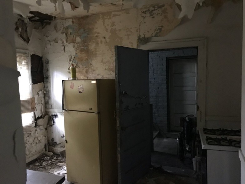 More Photos Of 3425 E 128th St, Cleveland Apartments For Sale