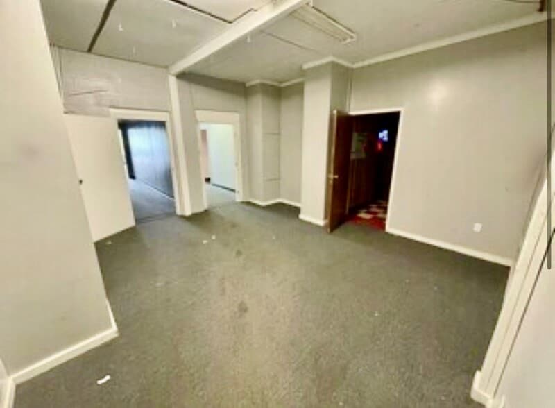 More Photos Of 3507 S Holden Rd, Greensboro Unknown For Lease