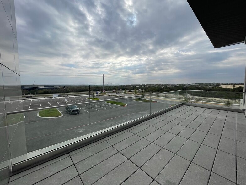 More Photos Of 10622 State Highway 151 Frontage Road, San Antonio Medical For Lease