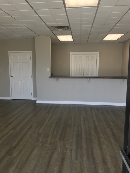 More Photos Of 907 Rivergate Pky, Goodlettsville Freestanding For Sale