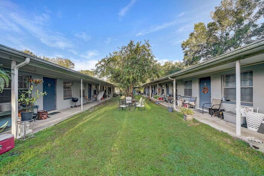 More Photos Of 3017 49th St S, Gulfport Apartments For Sale