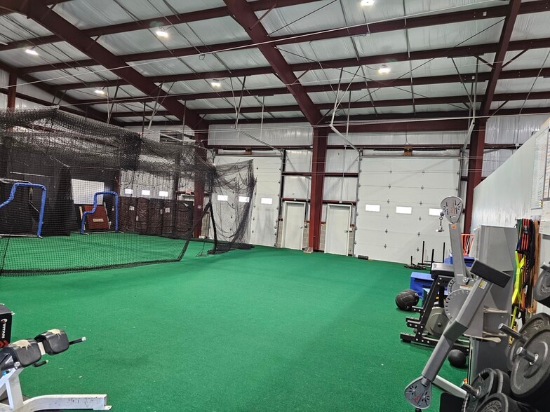 More Photos Of 60 Village Pl, Glastonbury Flex For Lease