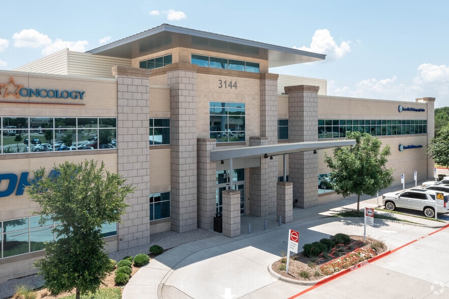 More Photos Of 3144 Horizon Rd, Rockwall Medical For Lease