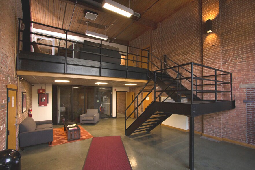 More Photos Of 63 Great Rd, Maynard Loft Creative Space For Lease