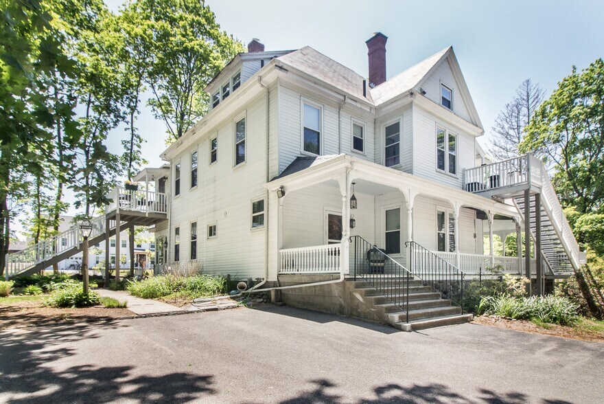 More Photos Of 40 High St, Acton Apartments For Sale