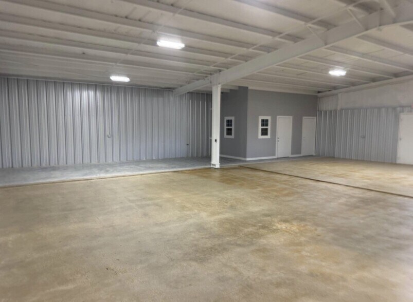 More Photos Of 1250 Winfield Ln, Kemah Industrial For Lease