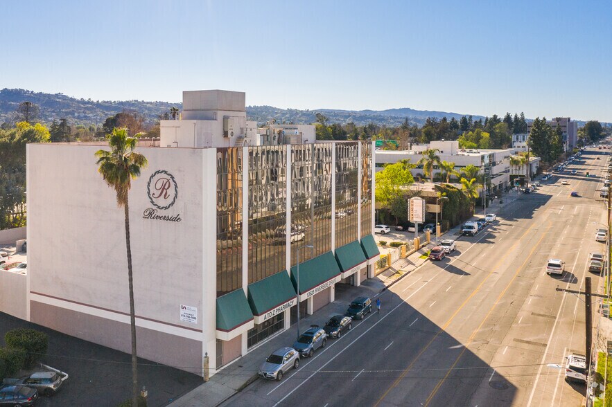 More Photos Of 12626 Riverside Dr, Valley Village Coworking Space
