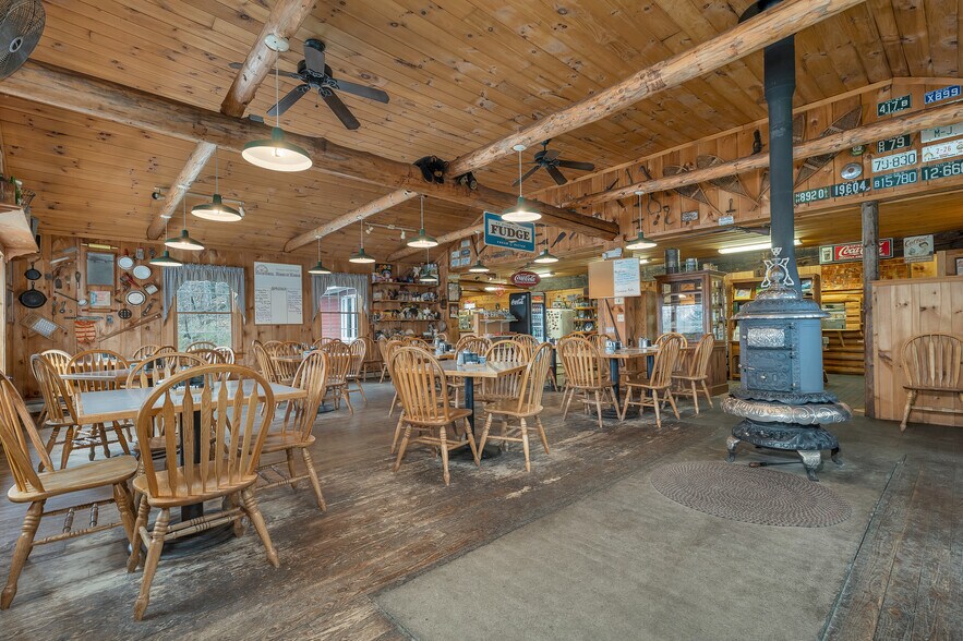 More Photos Of 1955 Presidential Hwy, Jefferson Restaurant For Sale