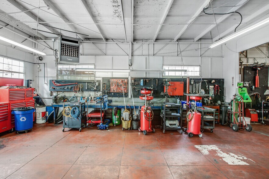 More Photos Of 355 E 14th St, San Leandro Auto Repair For Sale