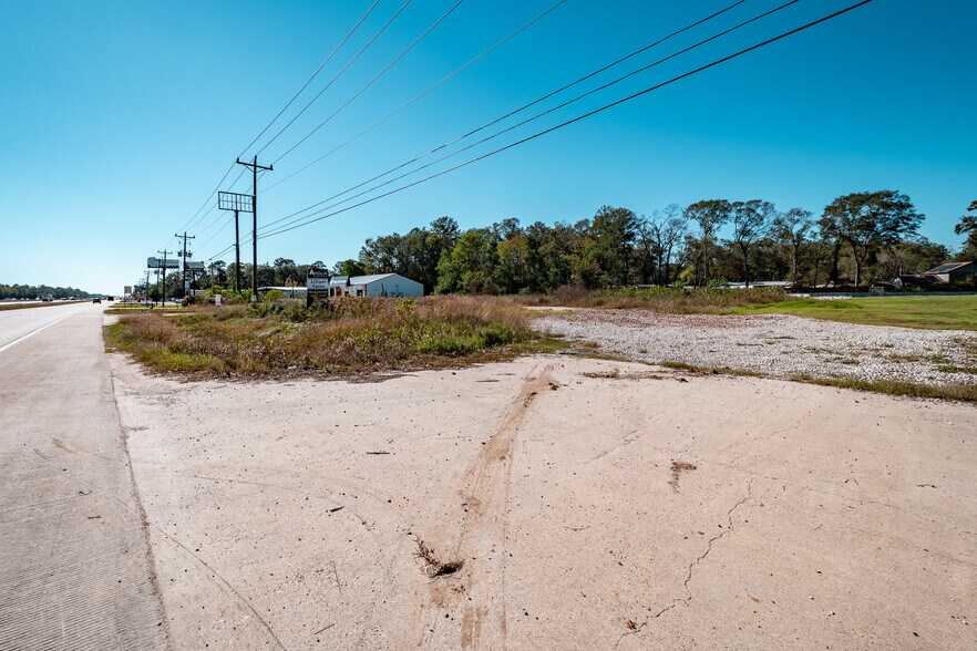 More Photos Of 17722 Us-59 N, New Caney Land For Sale