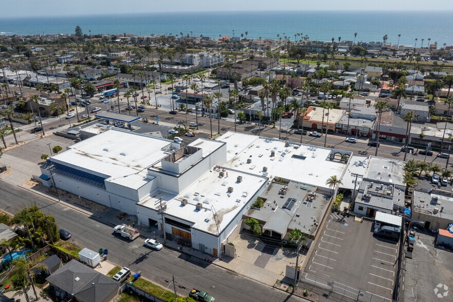 More Photos Of 1722 S Coast Hwy, Oceanside Storefront Retail Office For Lease