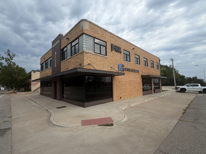 Primary Photo Of 600 NE 4th St, Oklahoma City Office For Lease