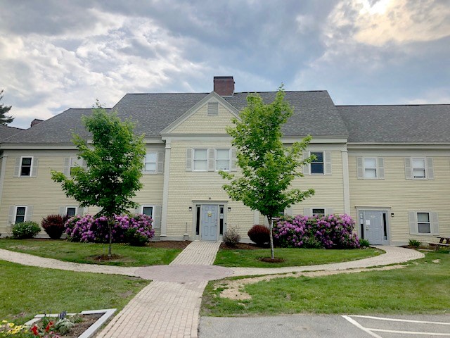 700 Mount Hope Ave 1st Floor - Unit 1