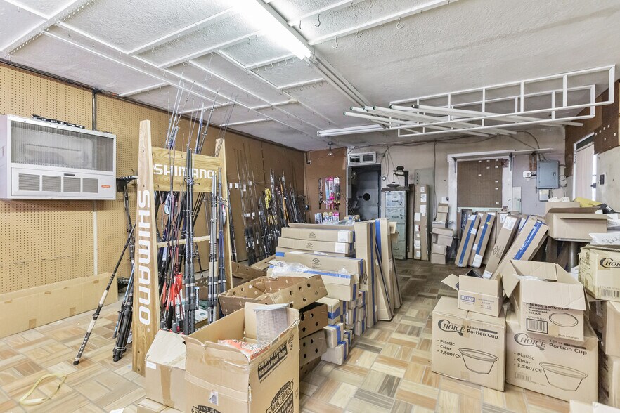 More Photos Of 4999 Linden Ave, Philadelphia General Retail For Sale