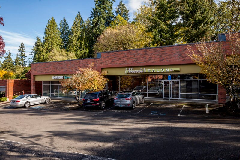 More Photos Of 15088 SW Bangy Rd, Lake Oswego Unknown For Lease