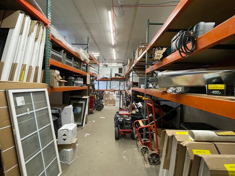 More Photos Of 5333-5337 Lakeland Ave, Minneapolis Freestanding For Sale