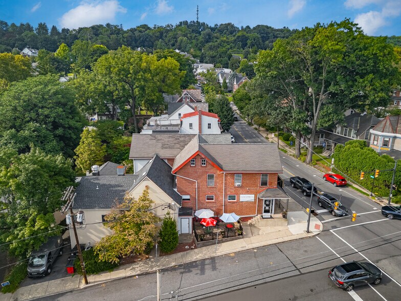 More Photos Of 700 Cattell St, Easton General Retail For Sale