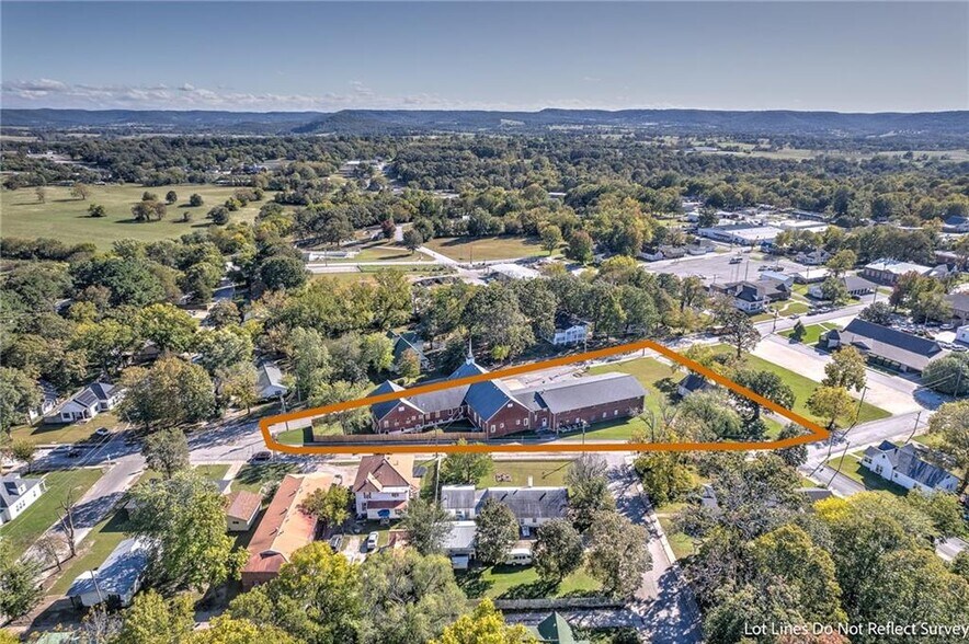 More Photos Of 510 E Madison Ave, Berryville Religious Facility For Sale