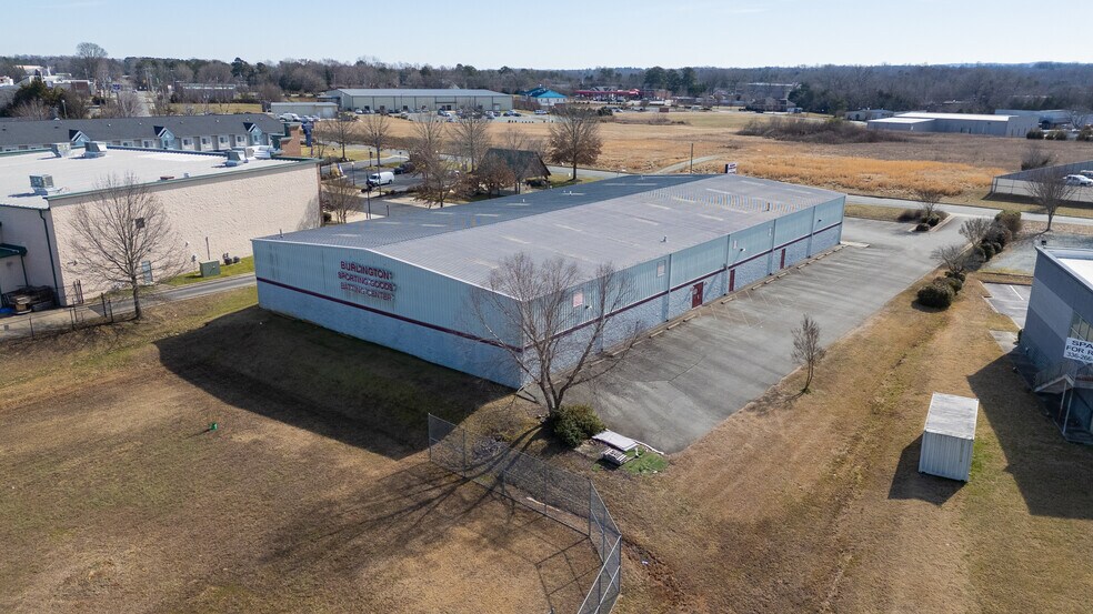 More Photos Of 2233 W Hanford Rd, Burlington Freestanding For Sale