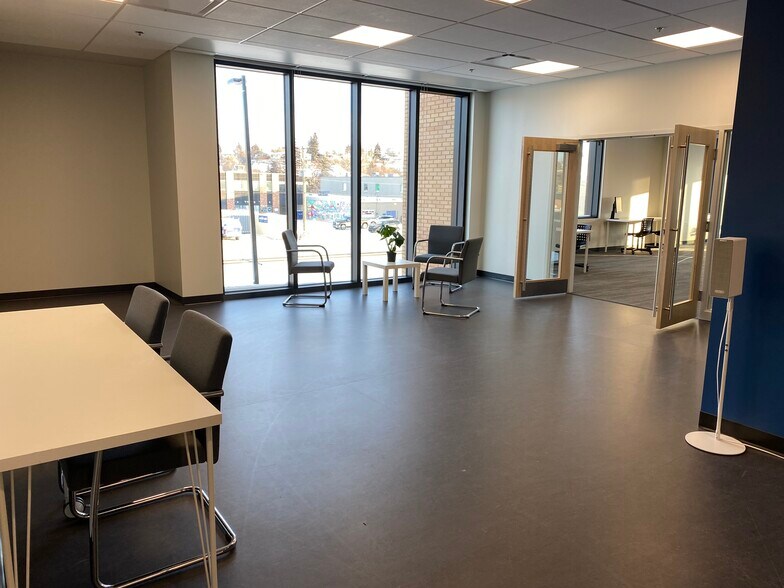 More Photos Of 23 Riverside Dr, Okotoks Schools For Lease