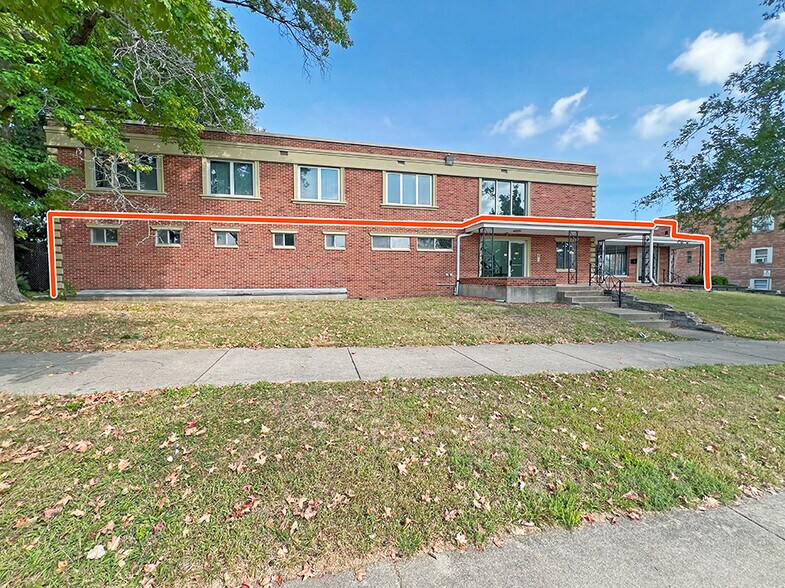 More Photos Of 334 W Main St, Decatur Flex For Lease