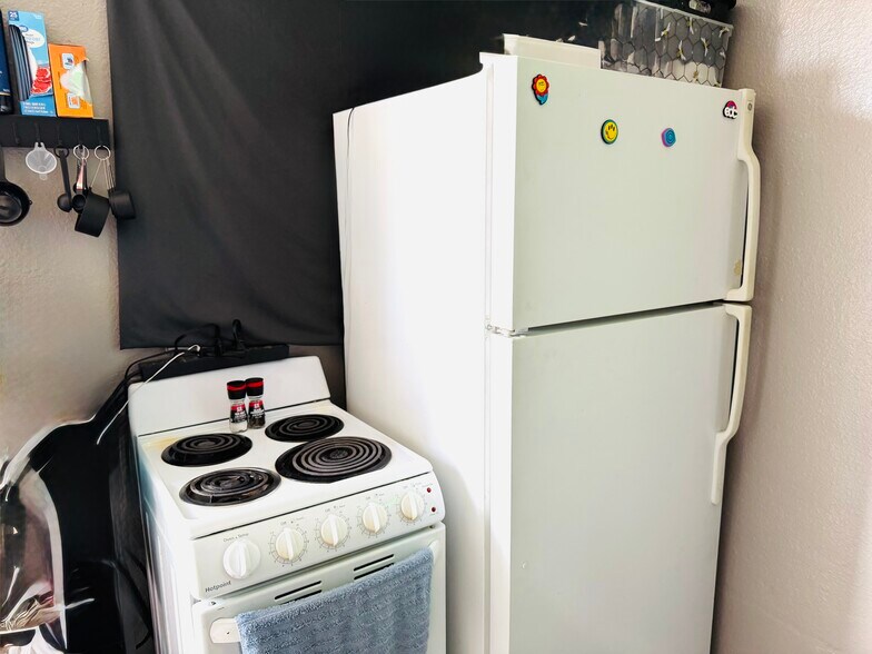 More Photos Of 1967 Linn Ln, Las Vegas Multifamily For Sale