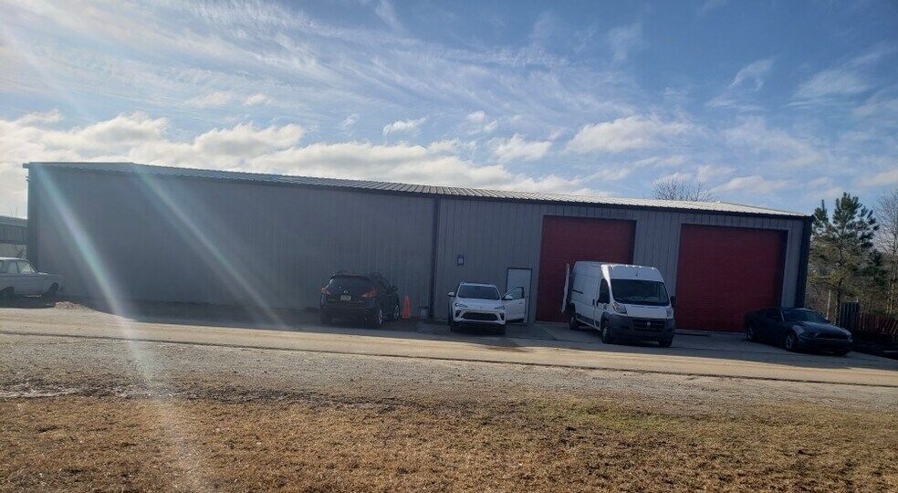 Primary Photo Of 110 Battey St, Carrollton Warehouse For Lease