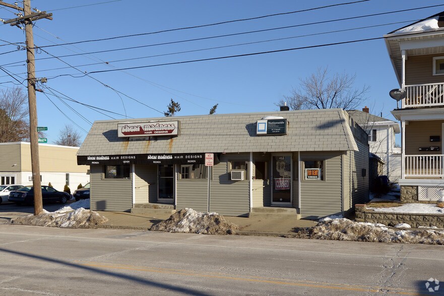More Photos Of 492-494 Warren Ave, East Providence Storefront Retail Office For Lease