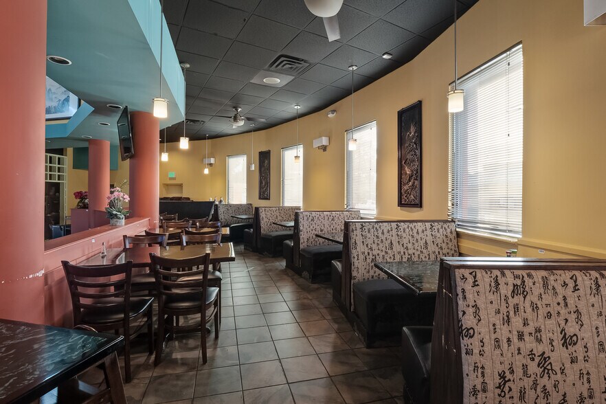 More Photos Of 2936 Kirby Whitten Rd, Memphis Restaurant For Lease
