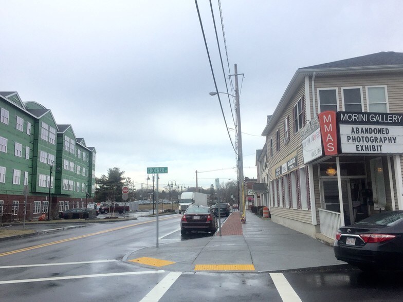More Photos Of 377 N Main St, Mansfield Office For Lease