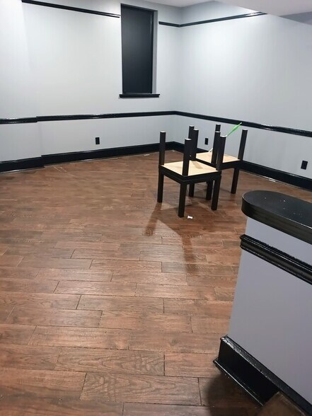 More Photos Of 2650-2652 E Somerset St, Philadelphia Restaurant For Lease