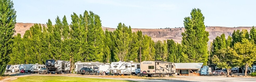 More Photos Of 401 Parkway Dr, Rock Island Manufactured Housing Mobile Home Park For Sale