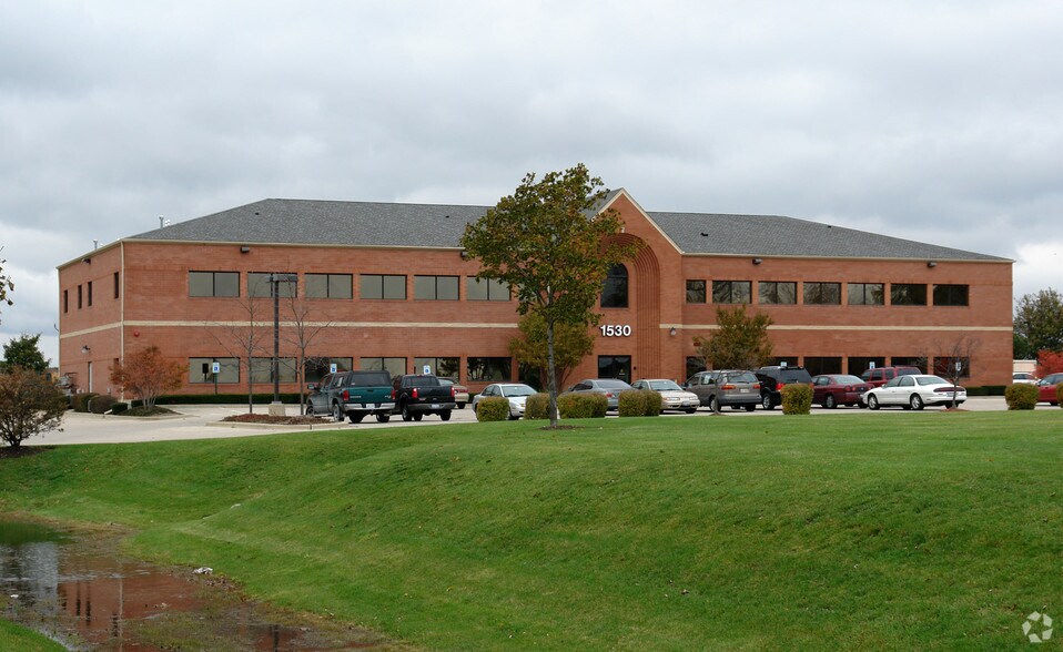 More Photos Of 1530 N Randall Rd, Elgin Medical For Lease