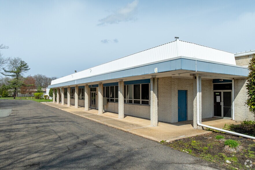Primary Photo Of 6 Princess Rd, Lawrenceville Warehouse For Lease
